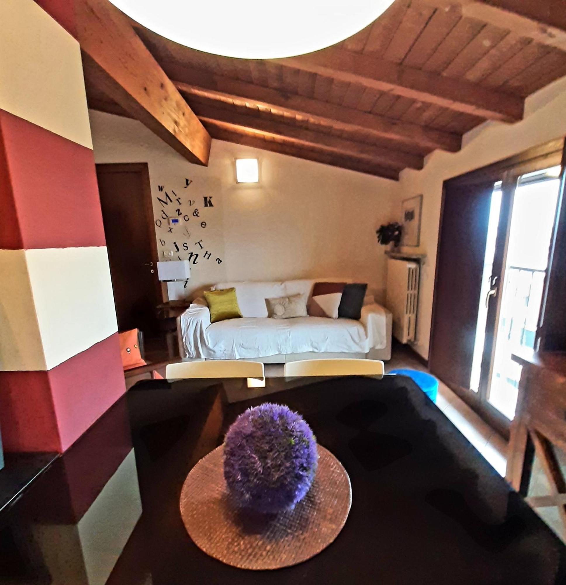 Nuovo Interno Nuova Atmosfera Stazione Beato Matteo Apartment Vigevano Luaran gambar