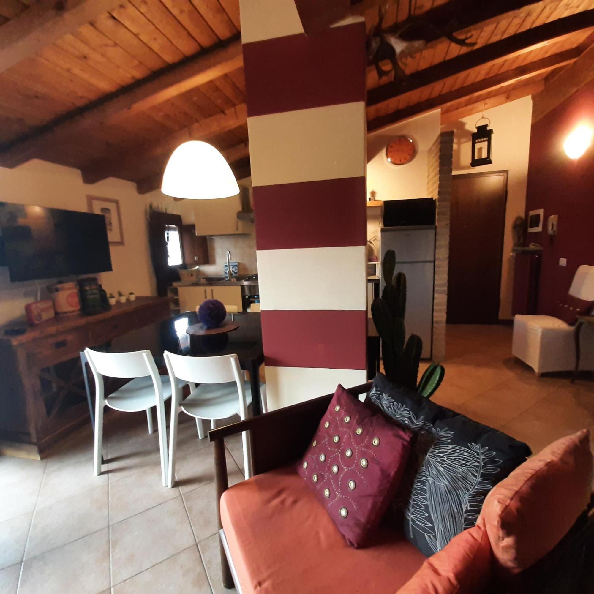 Nuovo Interno Nuova Atmosfera Stazione Beato Matteo Apartment Vigevano Luaran gambar