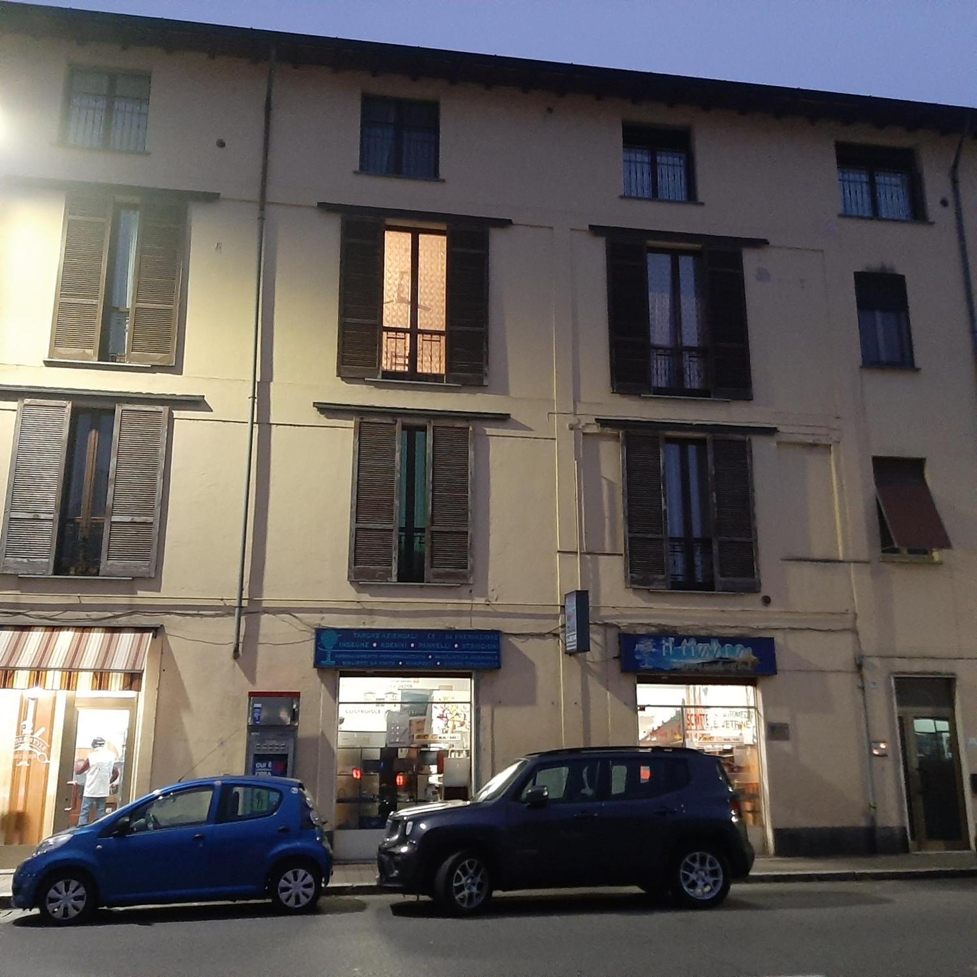 Nuovo Interno Nuova Atmosfera Stazione Beato Matteo Apartment Vigevano Luaran gambar